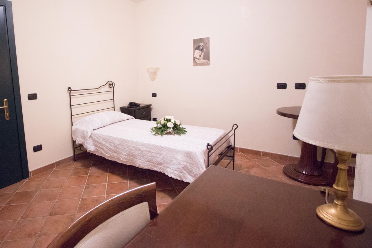 Olimpus Hotel Sora Ngoại thất bức ảnh