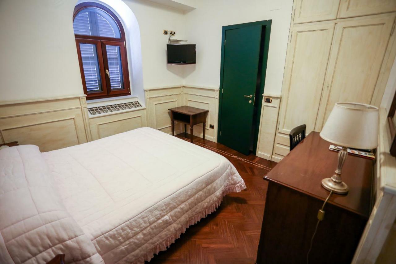 Olimpus Hotel Sora Ngoại thất bức ảnh